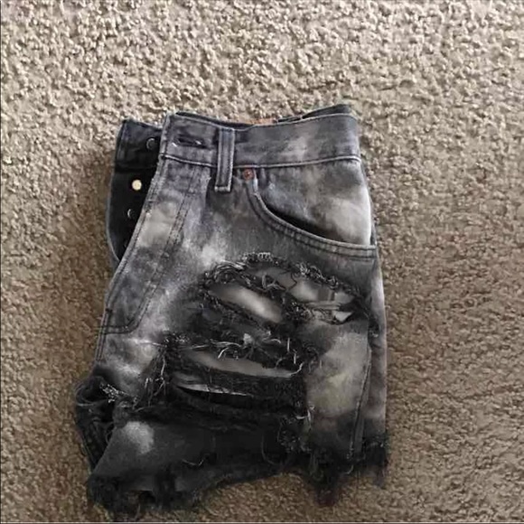 Custom HIGHWAIST LEVIS - Picture 3 of 4